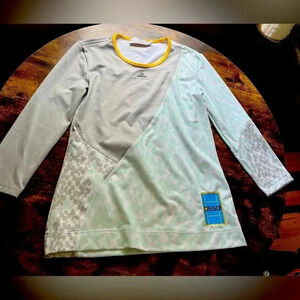 ADIDAS | Stella McCartney BARRACADE activewear top. SIZE: 36/S